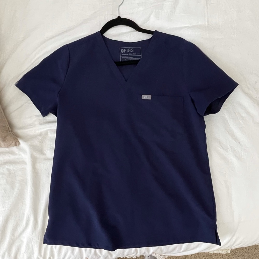 Figs Catarina One Pocket Scrub Top